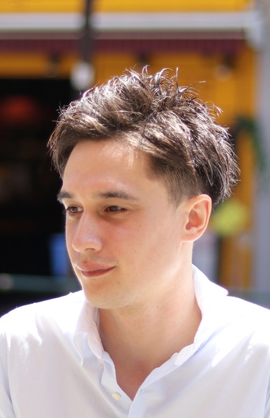 ヘアスタイル